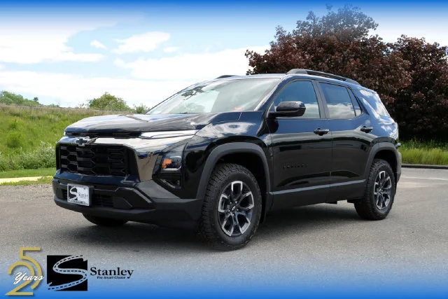 New 2026 Mosaic Black Metallic Chevrolet ACTIV image 1