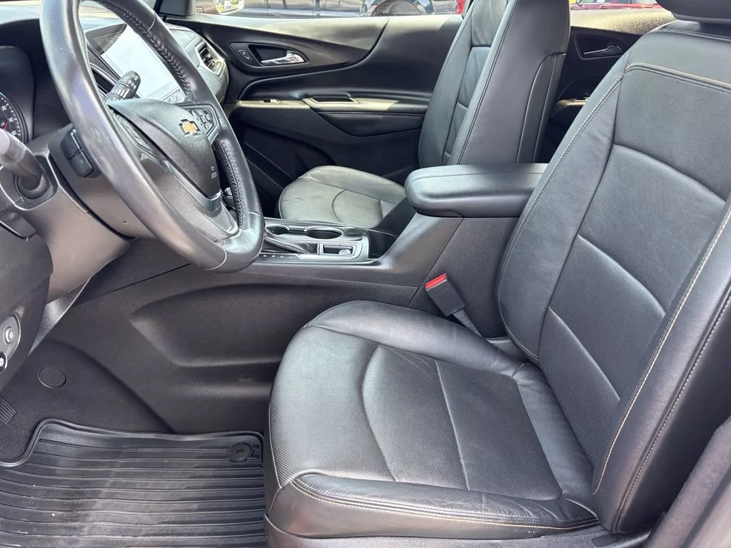 Used 2018 CAJUN RED TINTCOAT Chevrolet Premier image 16
