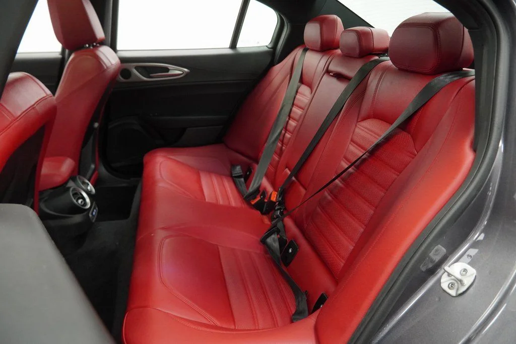 Used 2024 Gray Alfa Romeo Veloce image 19