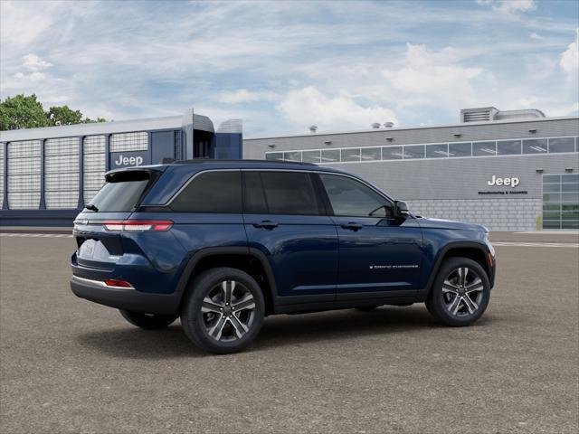 New 2027 Fathom Blue Pearl-Coat Paint Jeep Limited image 14