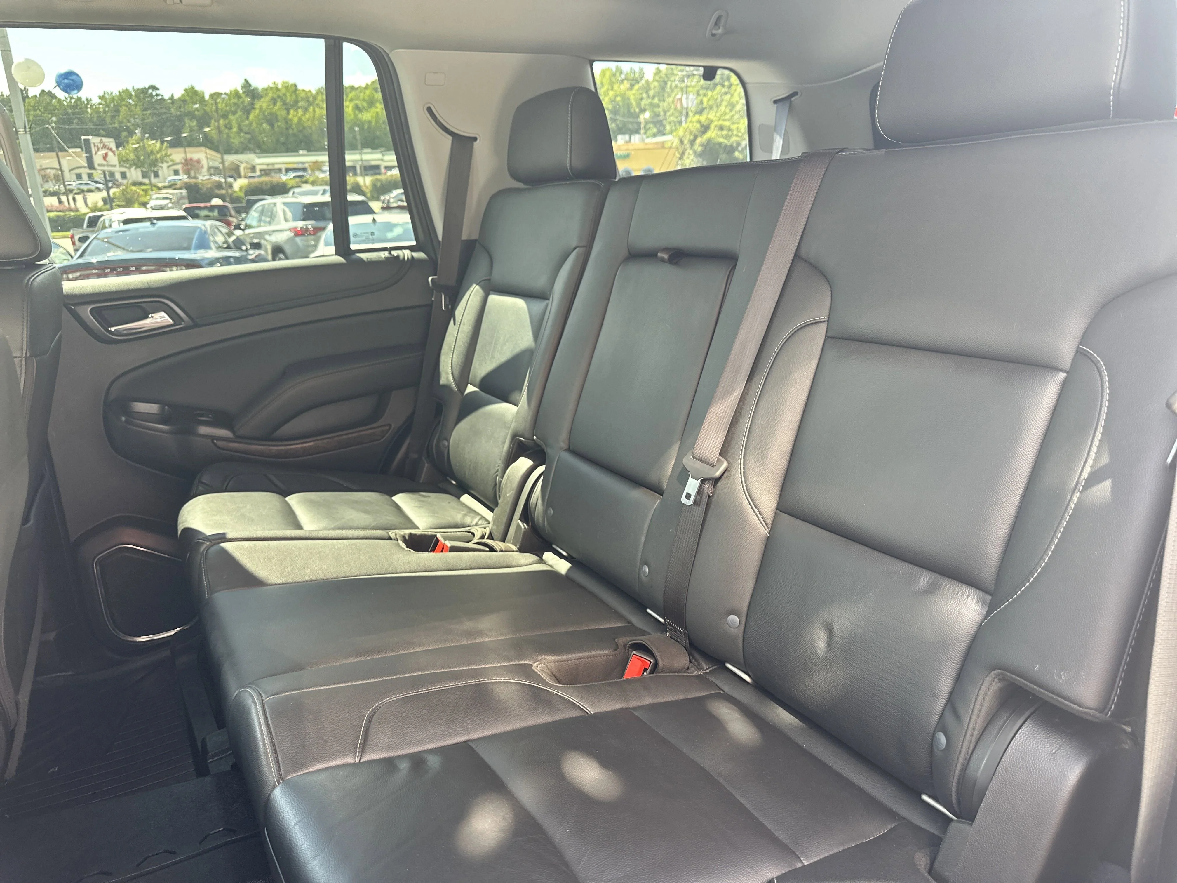 2020 Chevrolet Tahoe LT - Photo 24