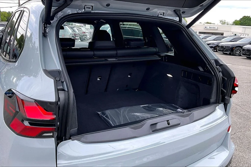 New 2026 BMW X5 M60i 4D Sport Utility