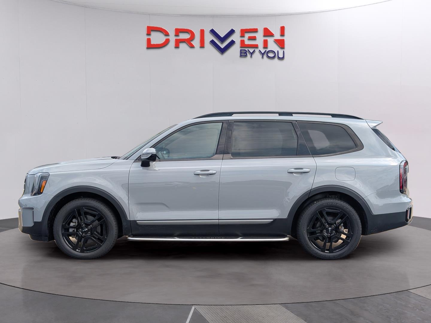 Used 2023 Wolf Gray Kia SX X-Line image 2