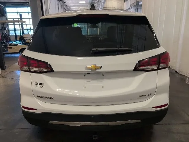 Used 2022 Summit White Chevrolet LT image 5