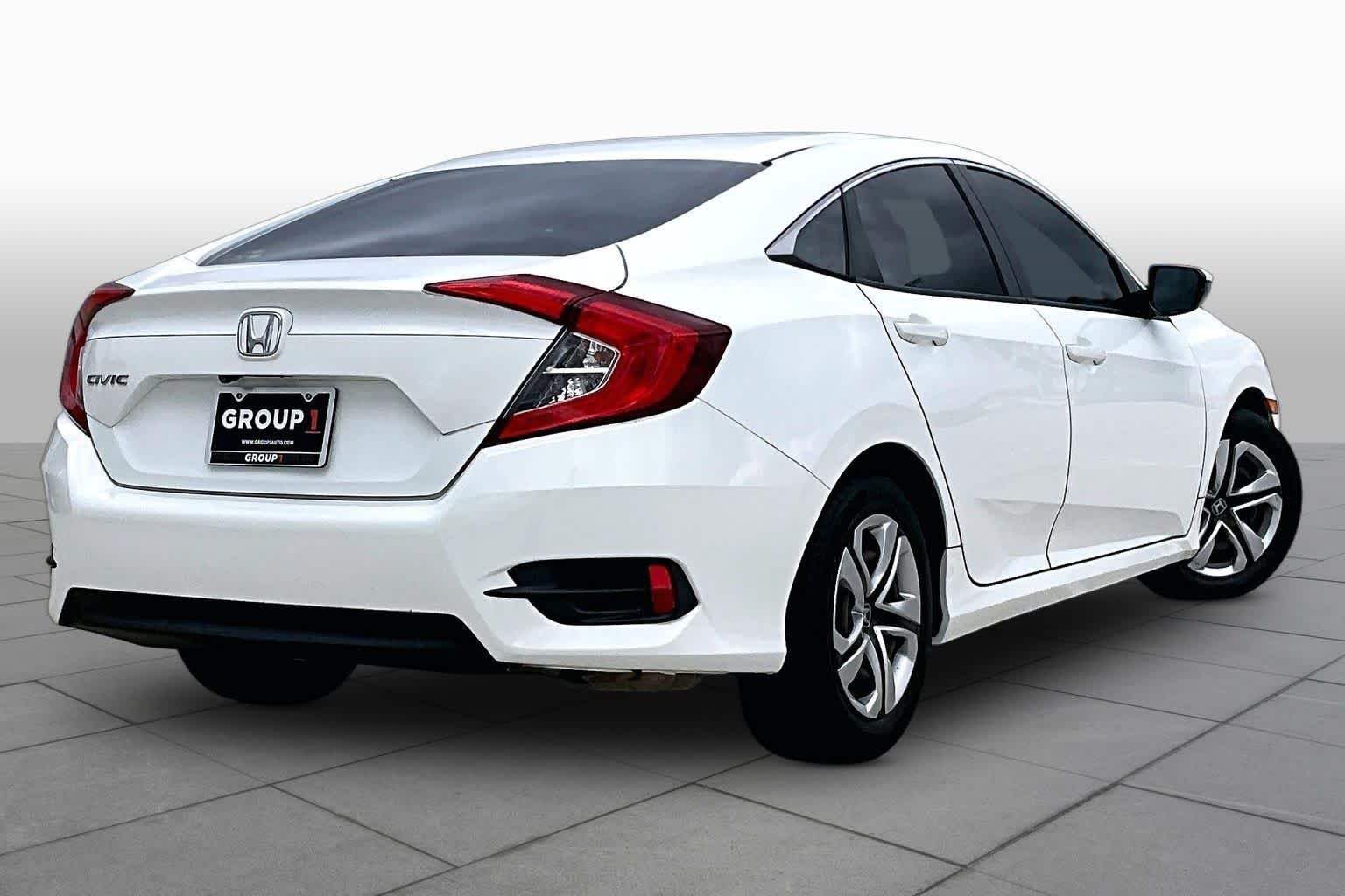 Used 2017 Taffeta White Honda LX image 12