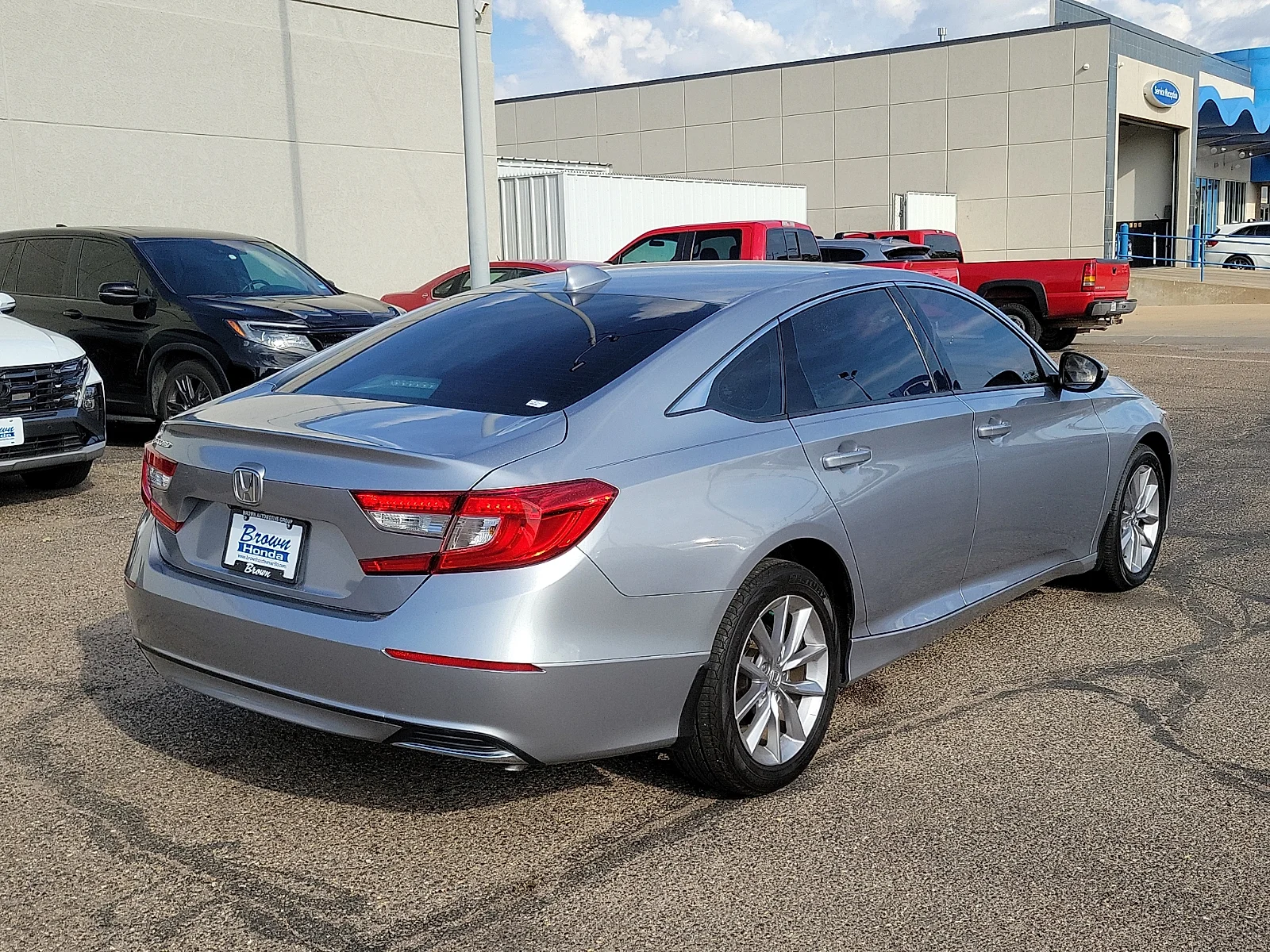 Used 2021 Lunar Silver Metallic Honda LX image 11