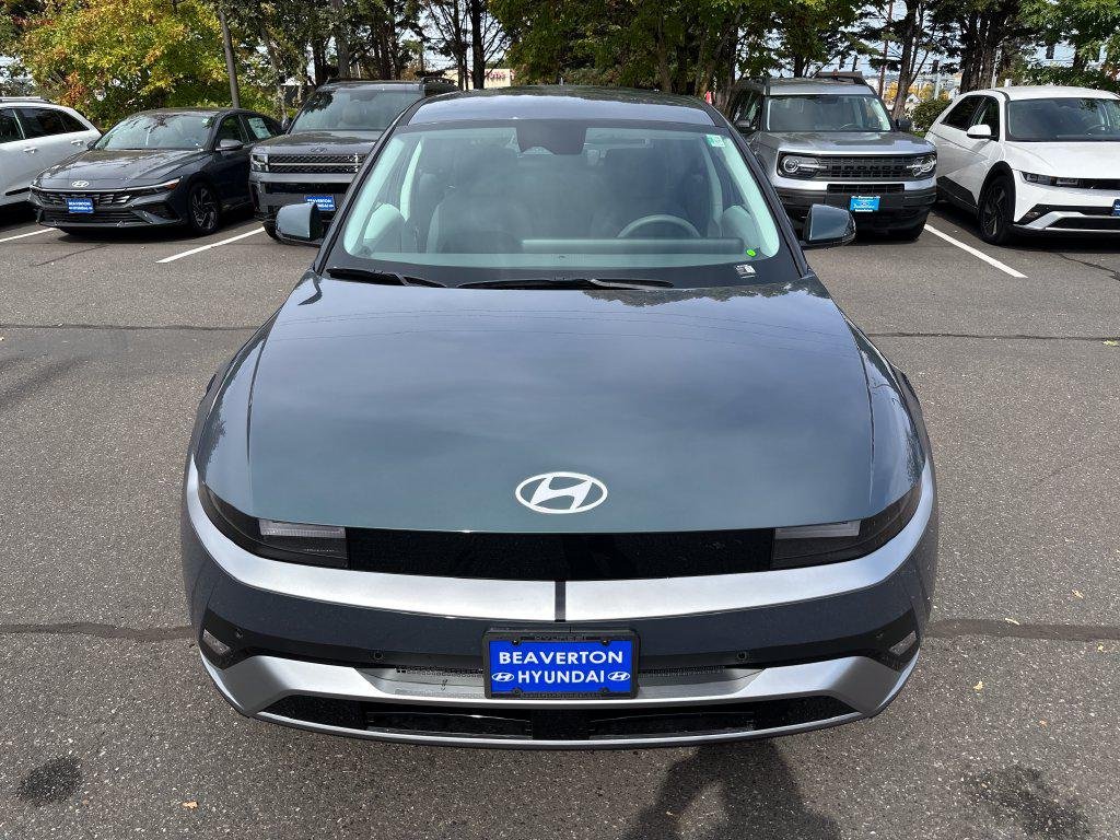 New 2027 Green Hyundai SE Standard Range image 9