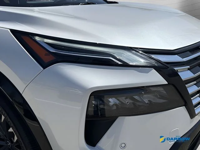 New 2026 Everest White Pearl TriCoat Nissan Platinum image 27