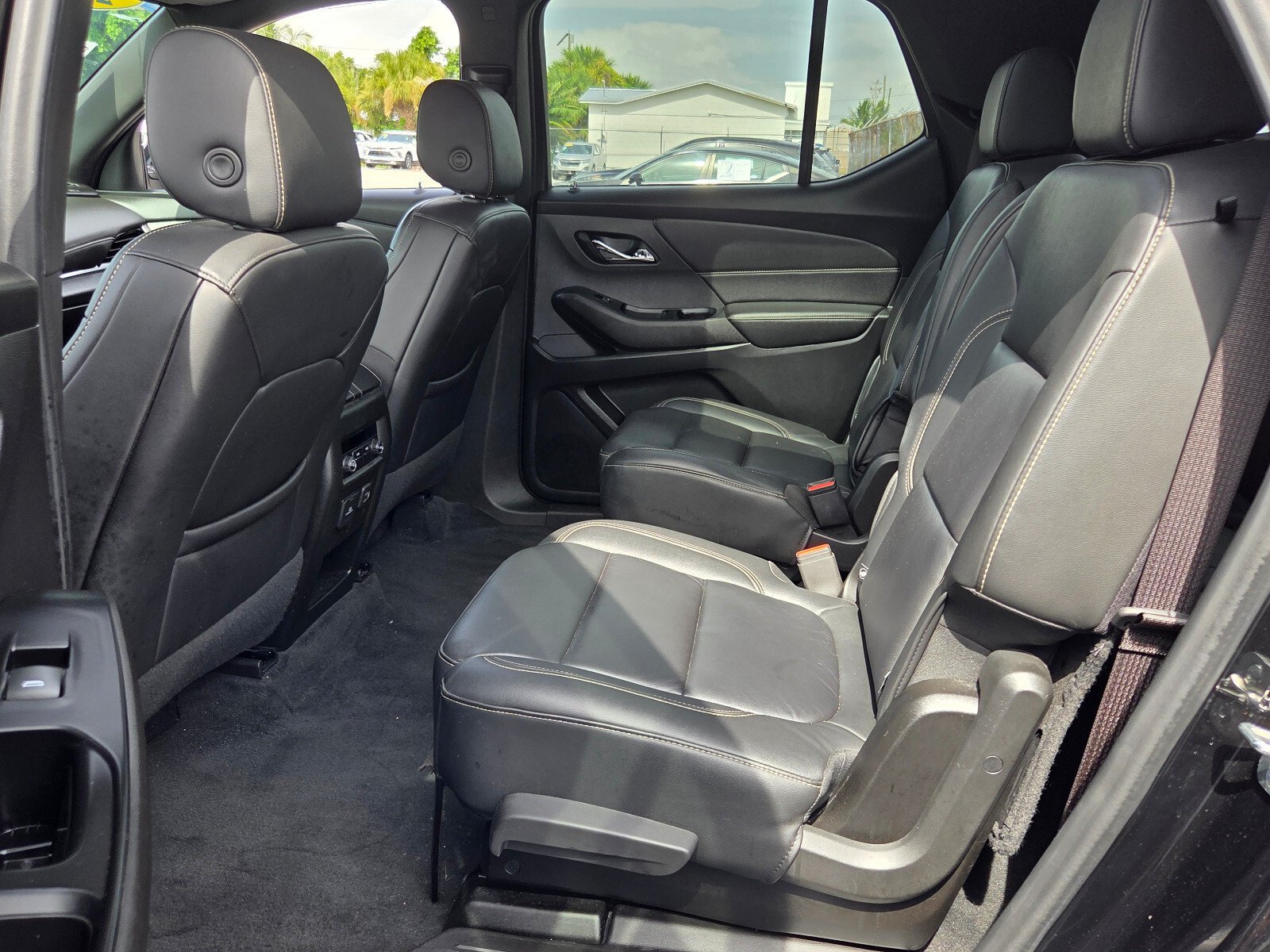 Used 2023 Mosaic Black Metallic Chevrolet LT Leather image 9