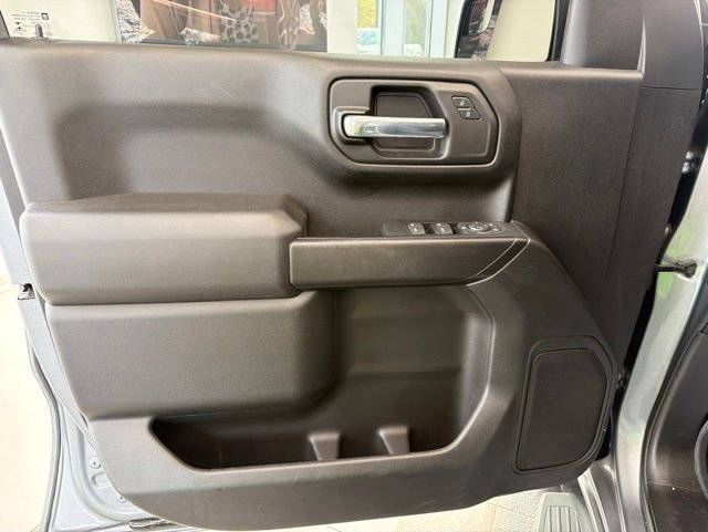 Used 2021 Gray Chevrolet Custom Trail Boss image 16