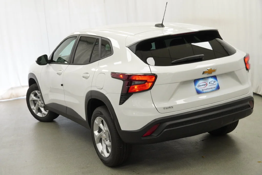 New 2026 Summit White Chevrolet LS image 16
