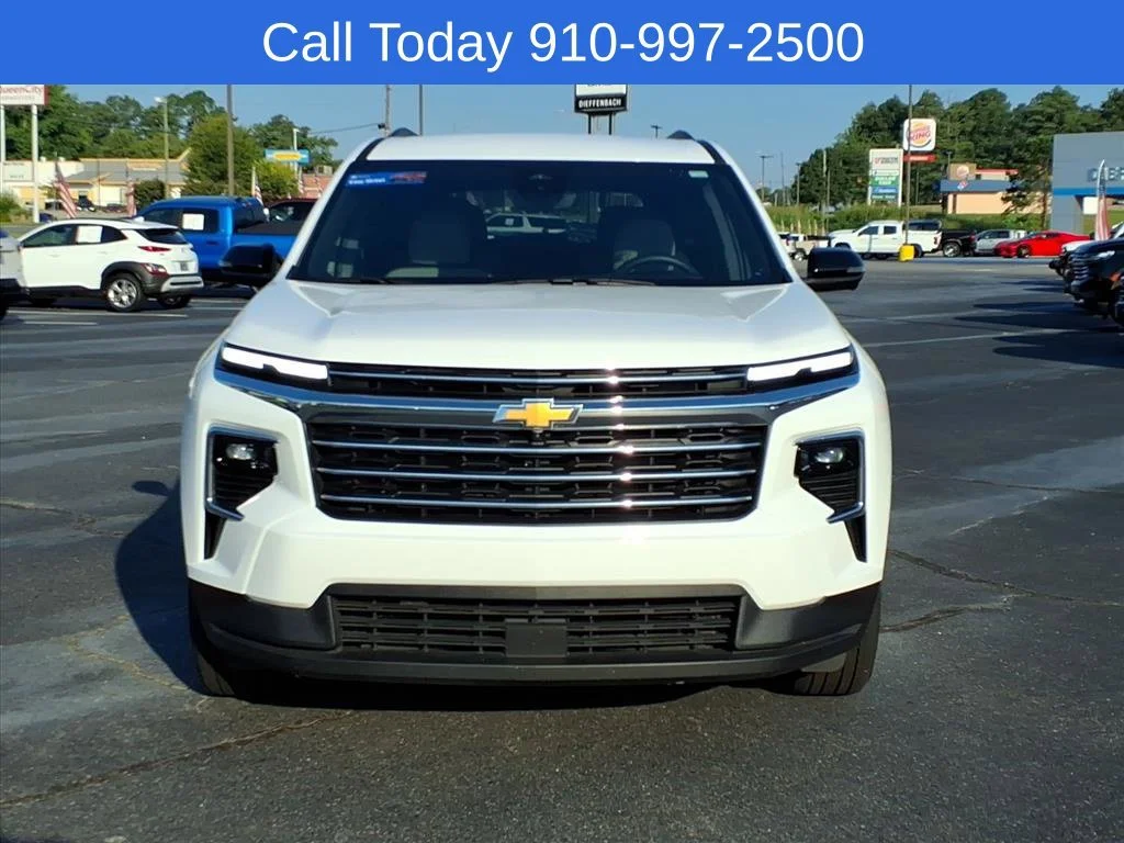 Used 2026 Summit White Chevrolet LT image 3