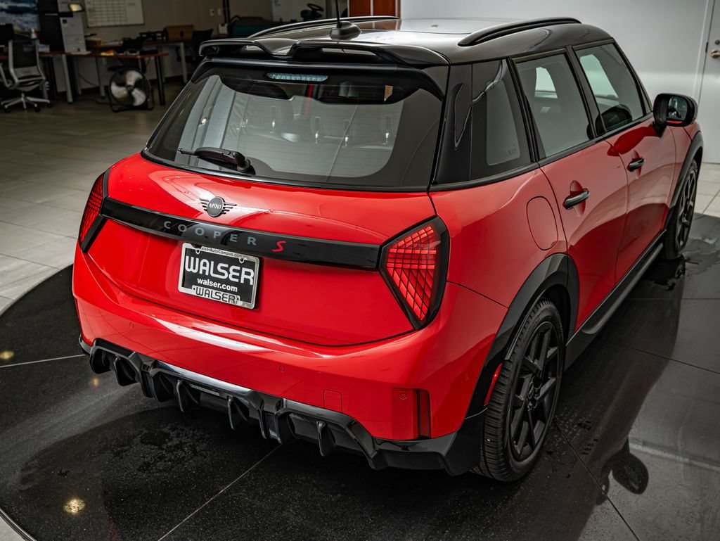 Used 2025 Chili Red Ii MINI Cooper S image 16