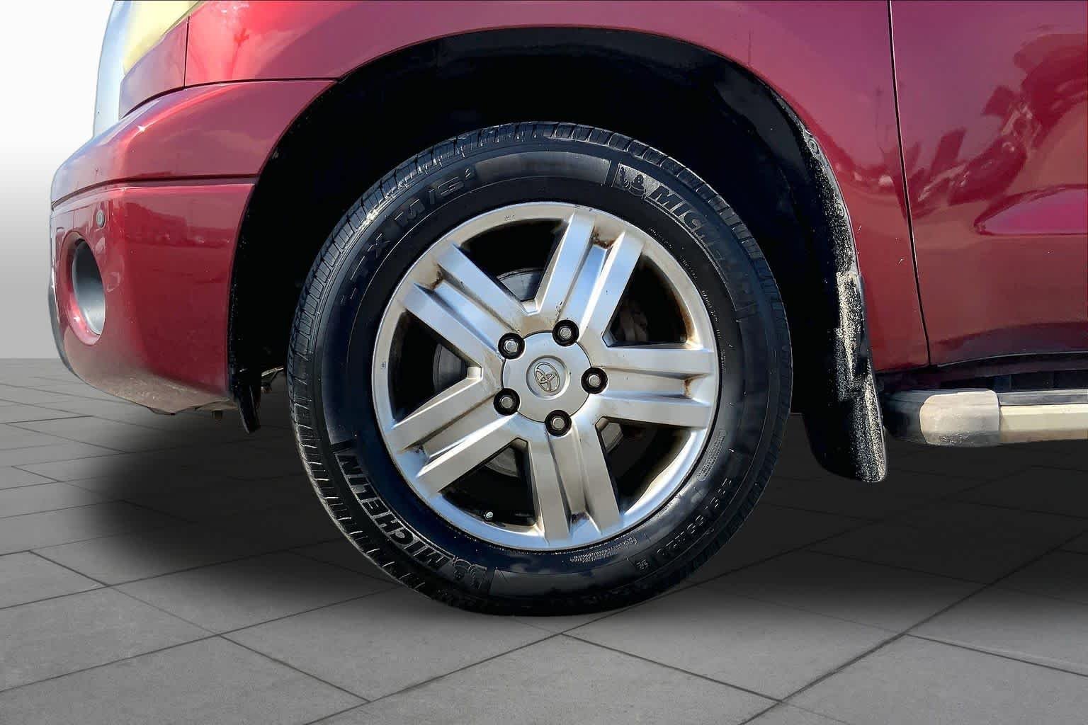 Used 2008 Salsa Red Pearl Toyota LTD image 10