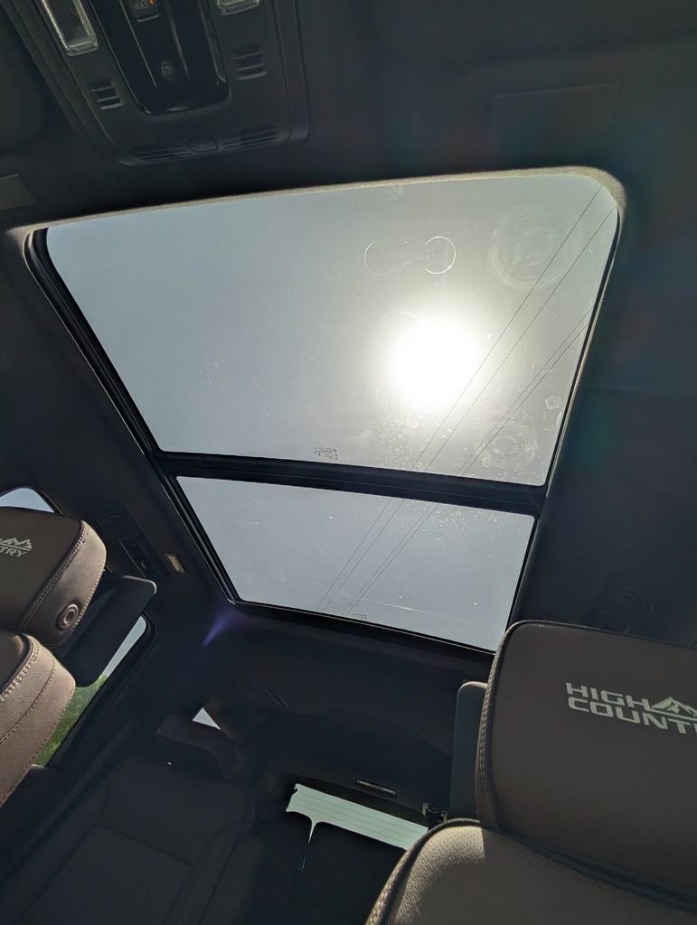 New 2026 Polar White Tricoat Chevrolet High Country image 28