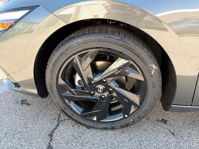 New 2026 Gray Hyundai SEL Sport Premium image 48