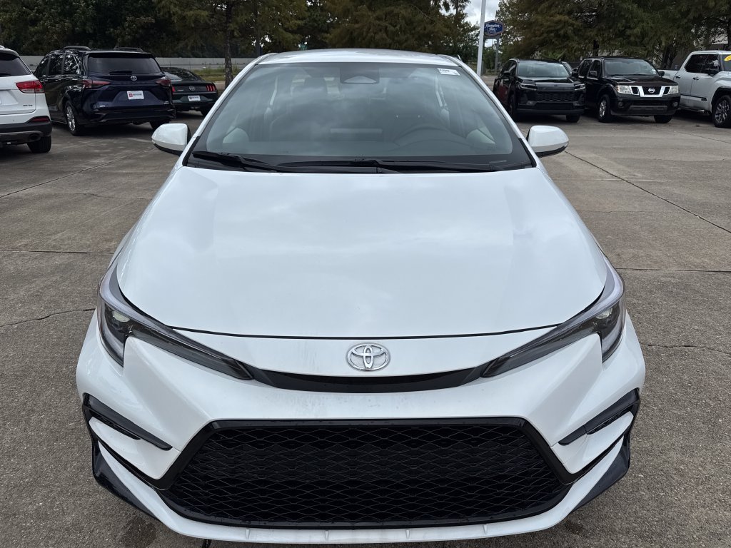 Certified Used 2026 White Toyota SE image 4