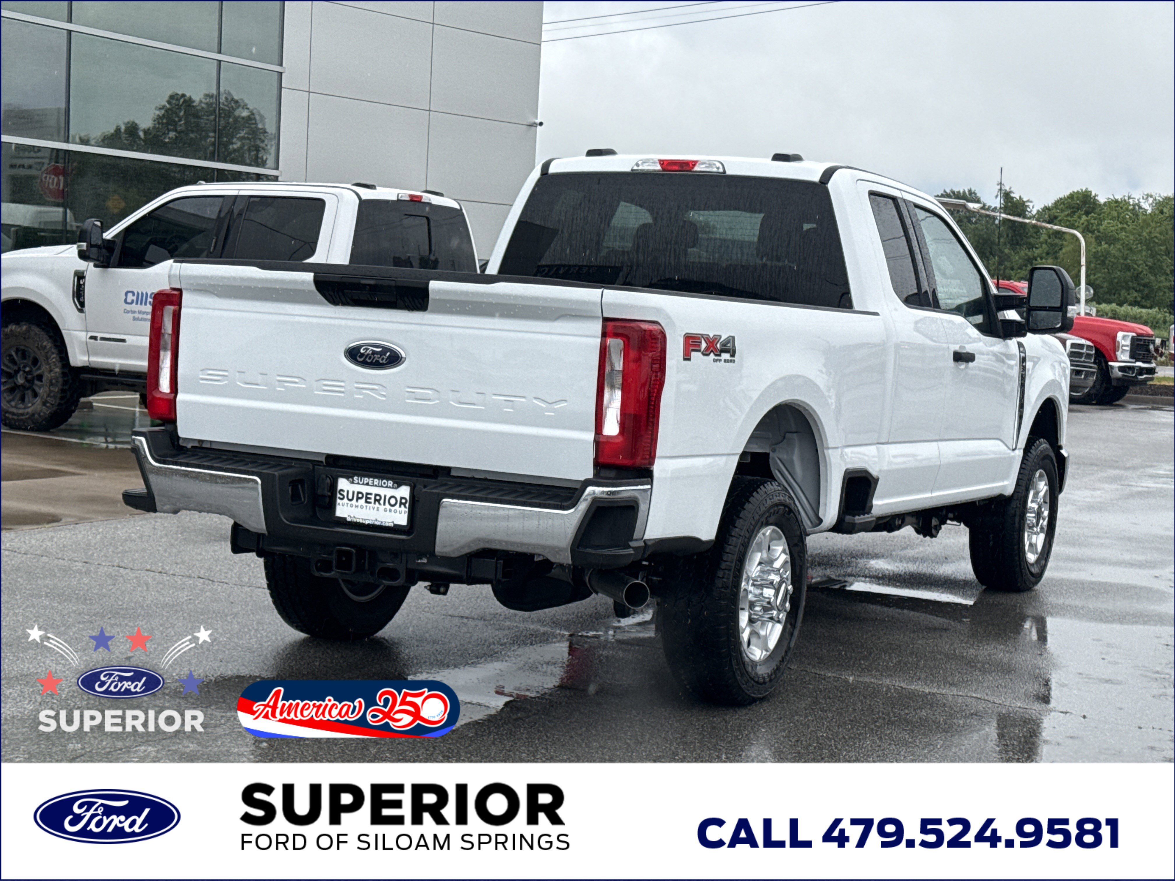 New 2026 Oxford White Ford XLT 4WD image 3