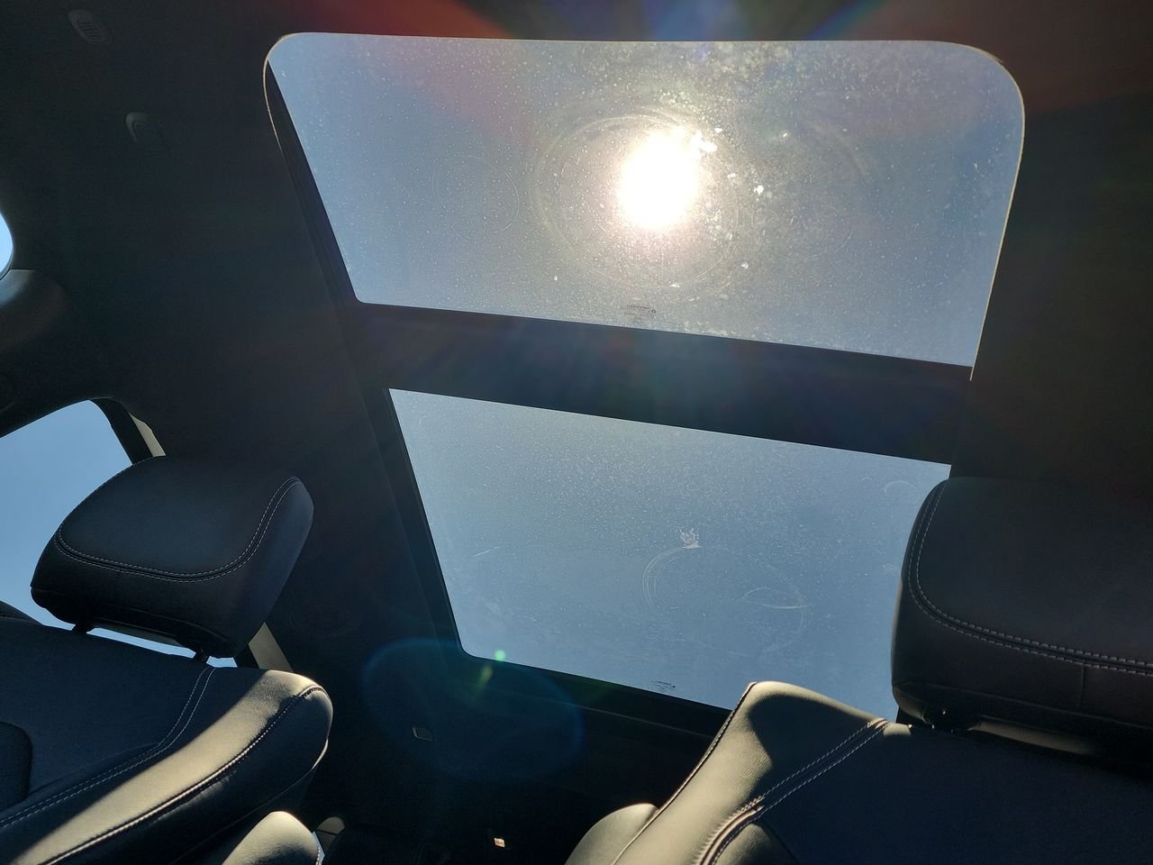 2026 Chrysler Pacifica Select - Photo 19