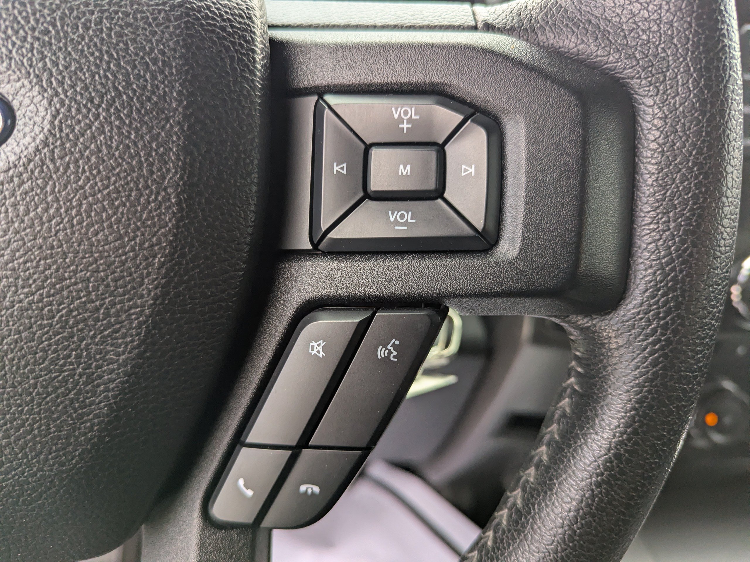 2015 Ford F-150 XLT - Photo 17