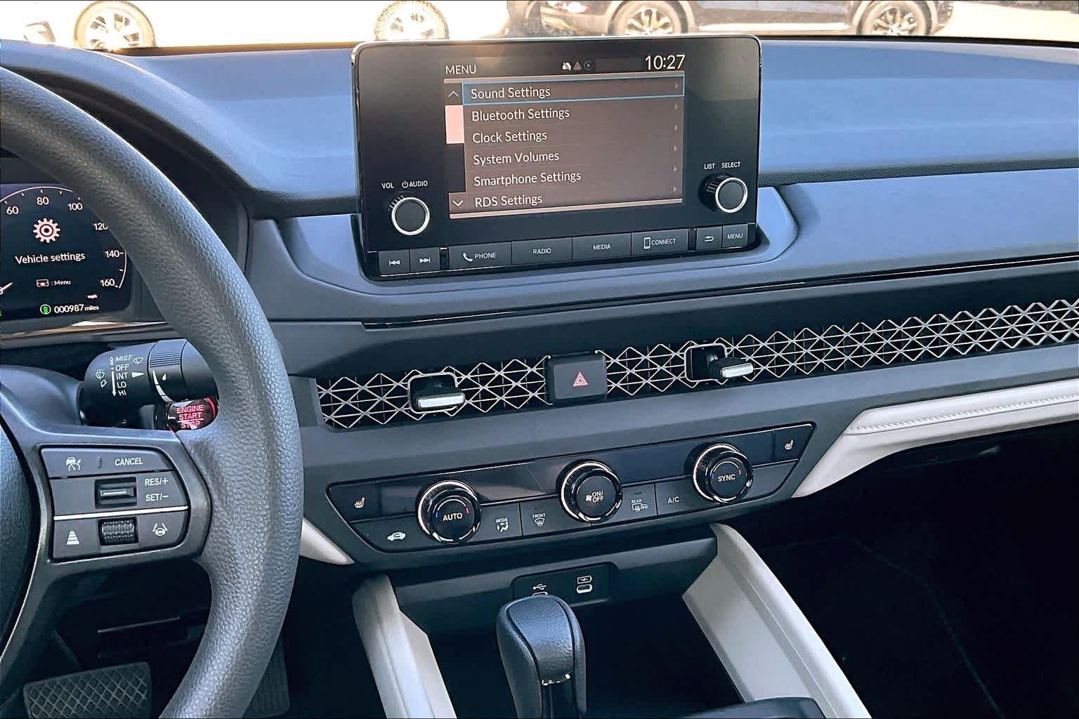 2025 Honda Accord SE - Photo 8