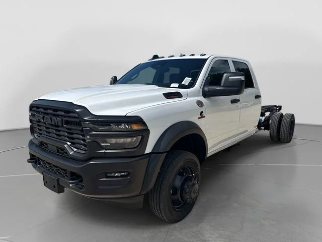 New 2026 Bright White Clear-Coat Exterior Paint RAM Tradesman image 4
