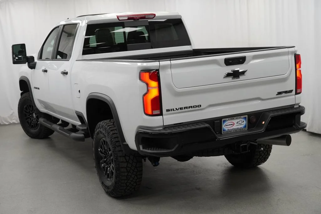 New 2026 Summit White Chevrolet ZR2 image 12