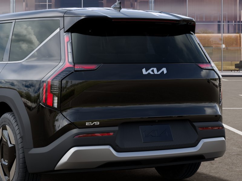 New 2026 Ebony Black Kia Light Short Range image 13