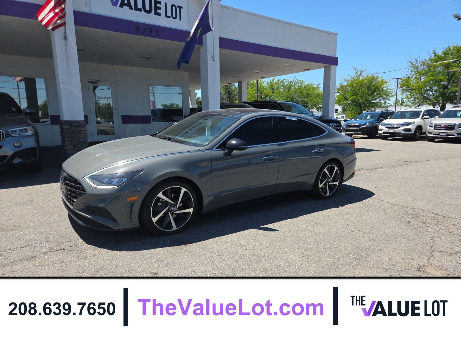 Used 2022 Gray Hyundai SEL Plus image 4