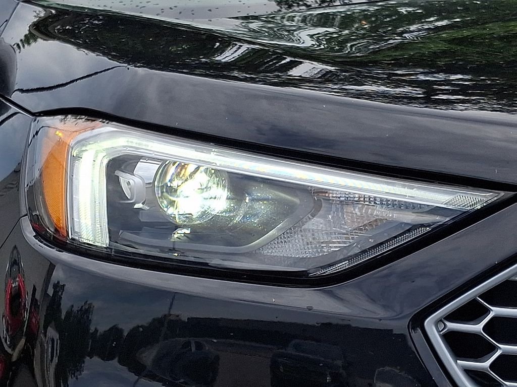 Used 2024 Black Ford SEL image 9
