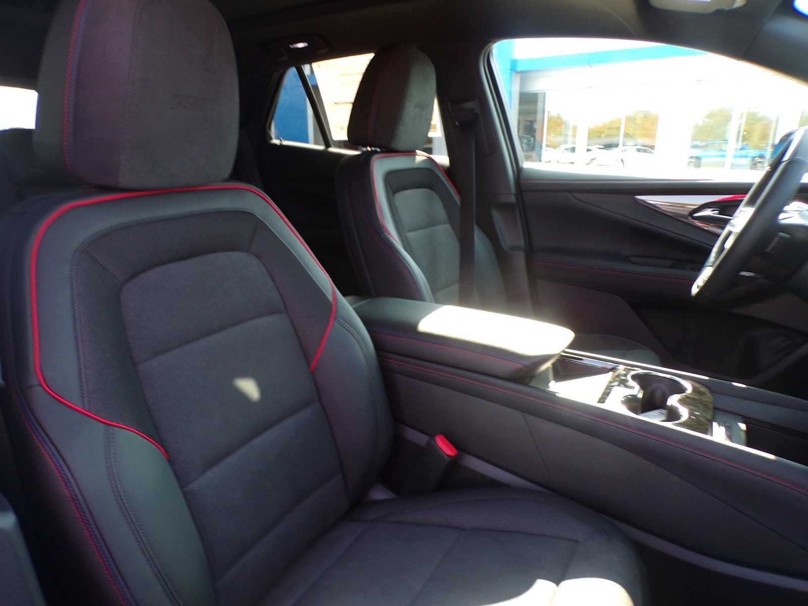 2025 Chevrolet Blazer EV RS - Photo 8