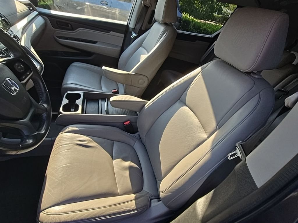 Used 2020 Gray Honda EX-L image 6