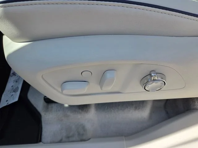 New 2026 Ocean Blue Metallic Buick Avenir image 5