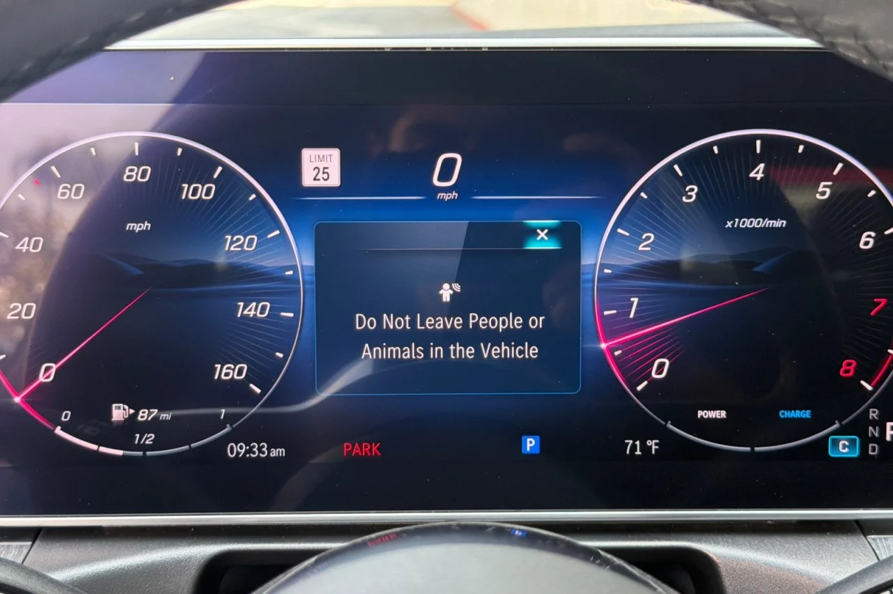 Used 2024 Cirrus Silver Metallic Mercedes-Benz CLE 300 image 23