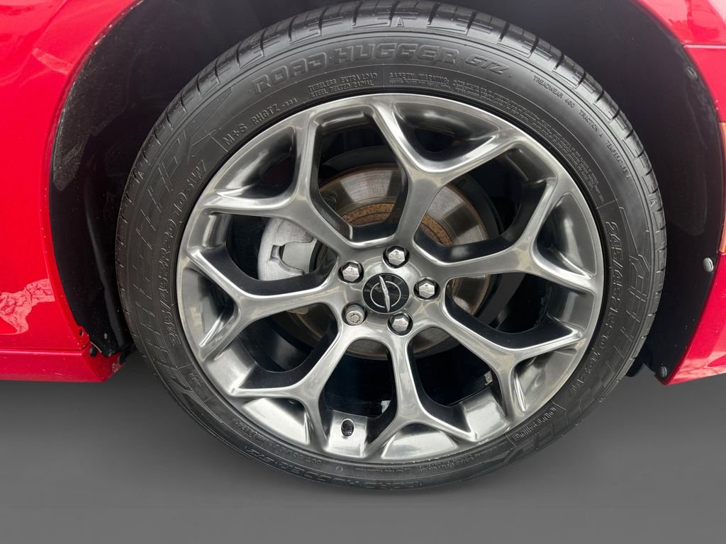 Certified Used 2018 Red Chrysler S image 16