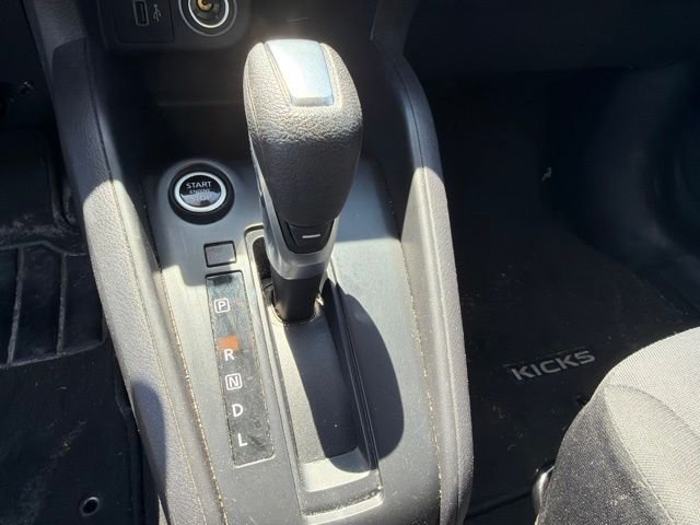 Used 2023 White Nissan S image 21