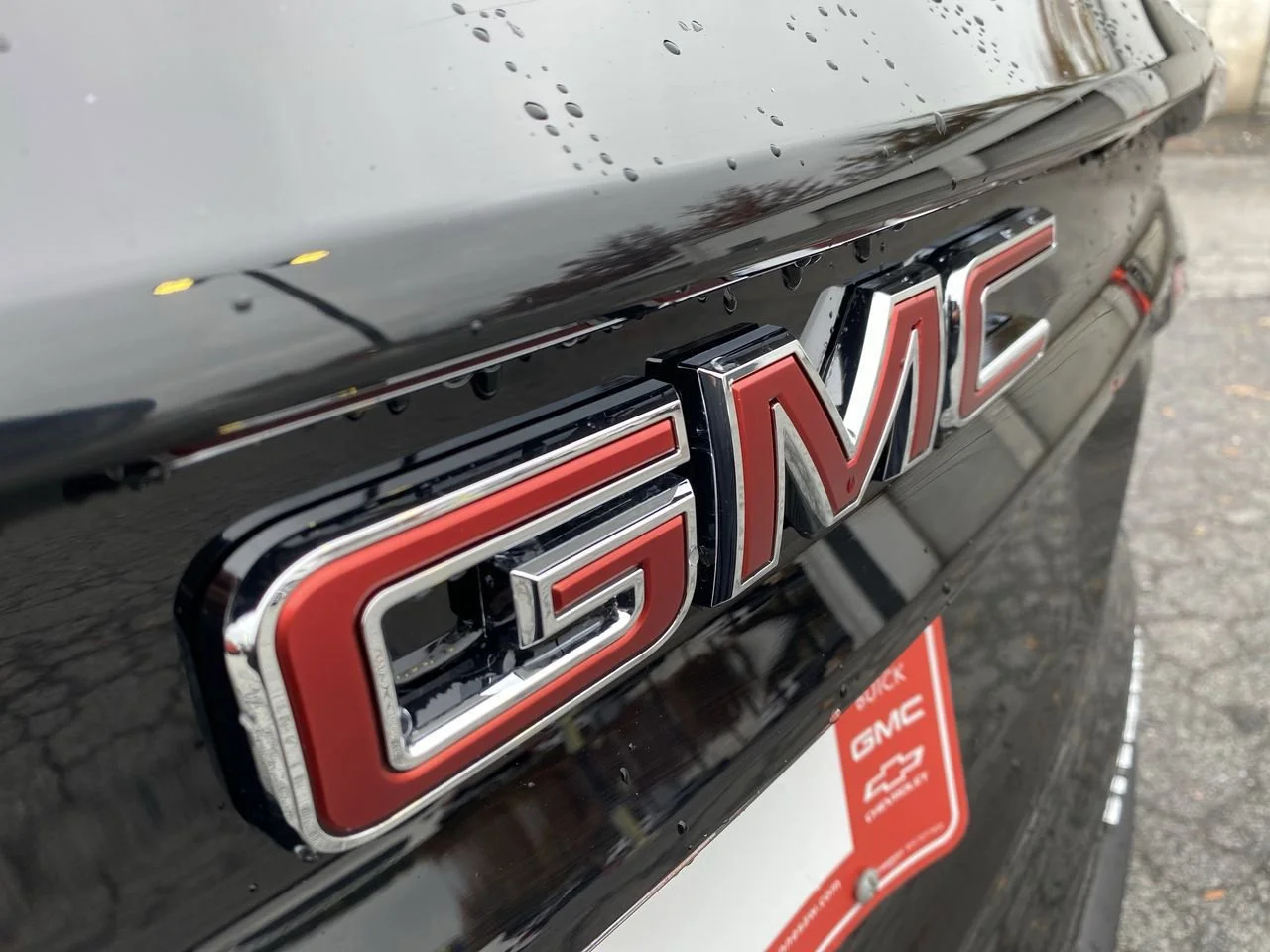 New 2026 Ebony Twilight Metallic GMC Elevation image 27