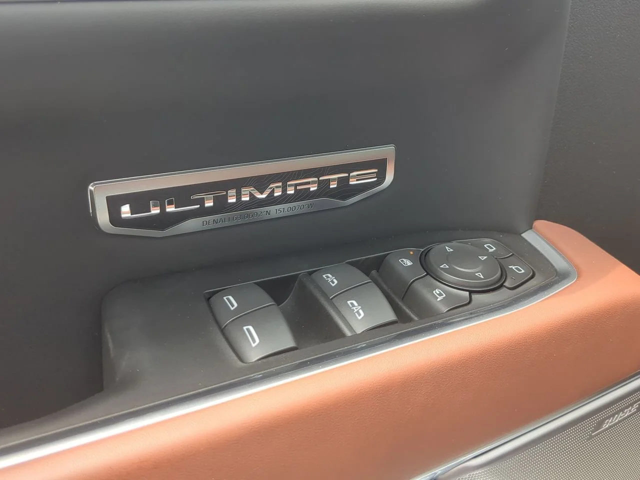 New 2026 Glacier White Tricoat GMC Denali Ultimate image 24