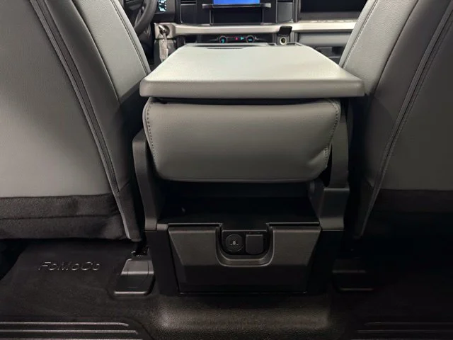 New 2026 Oxford White Ford F-350® XL image 39