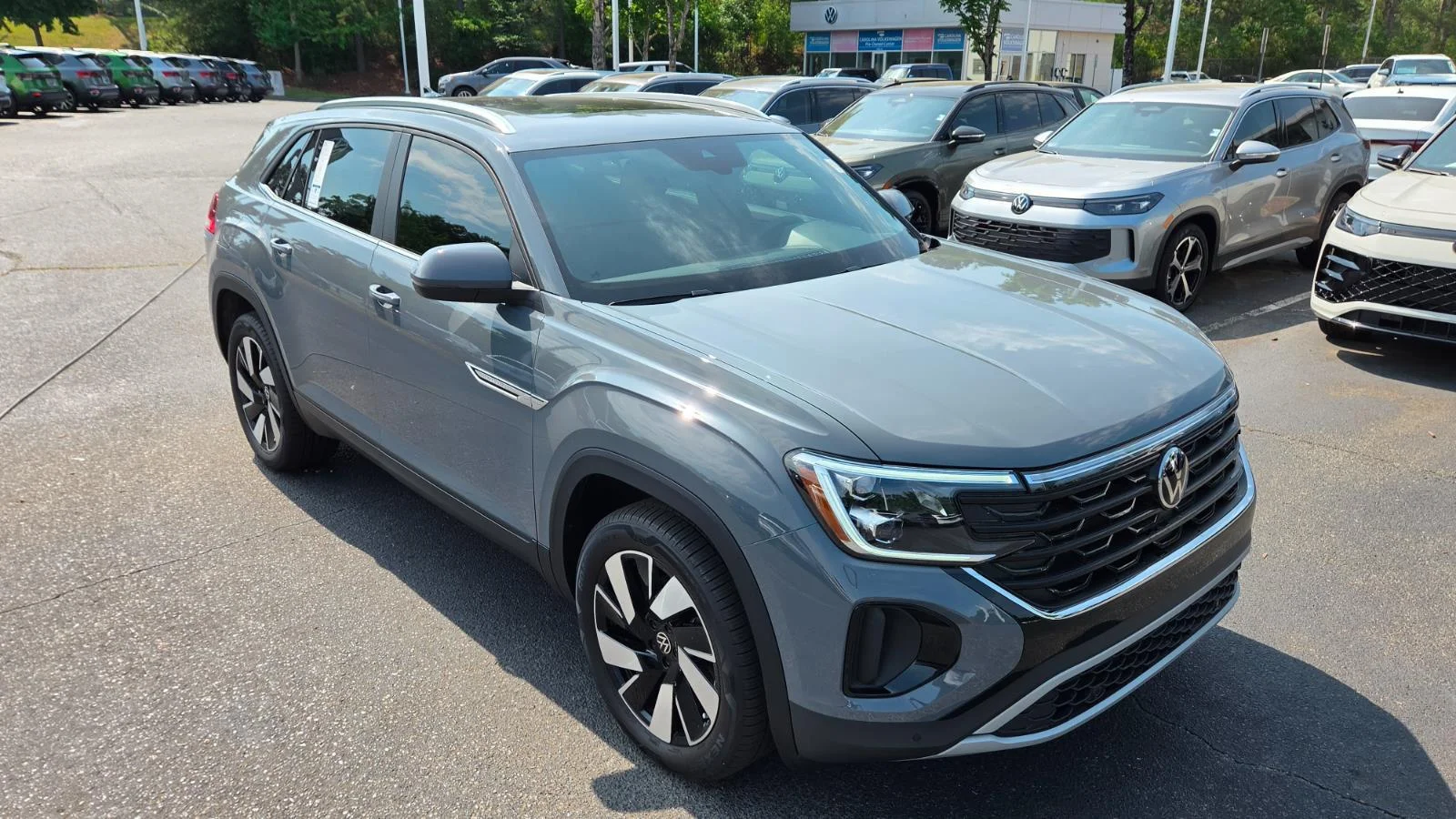 2026 Volkswagen Atlas Cross Sport SE w/Tech - Photo 7