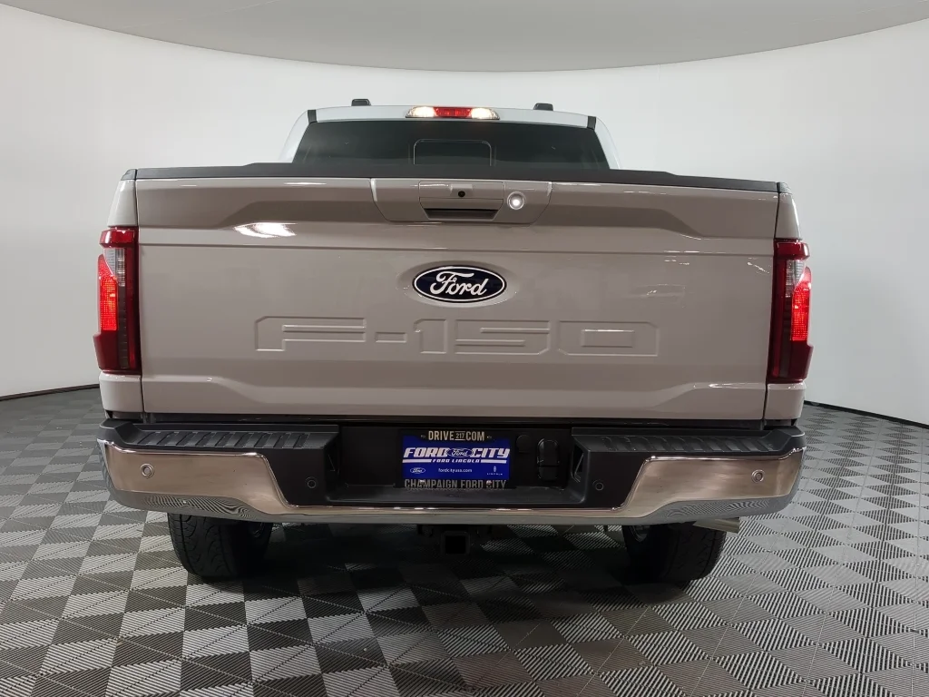New 2026 AVALANCHE Ford XLT image 7