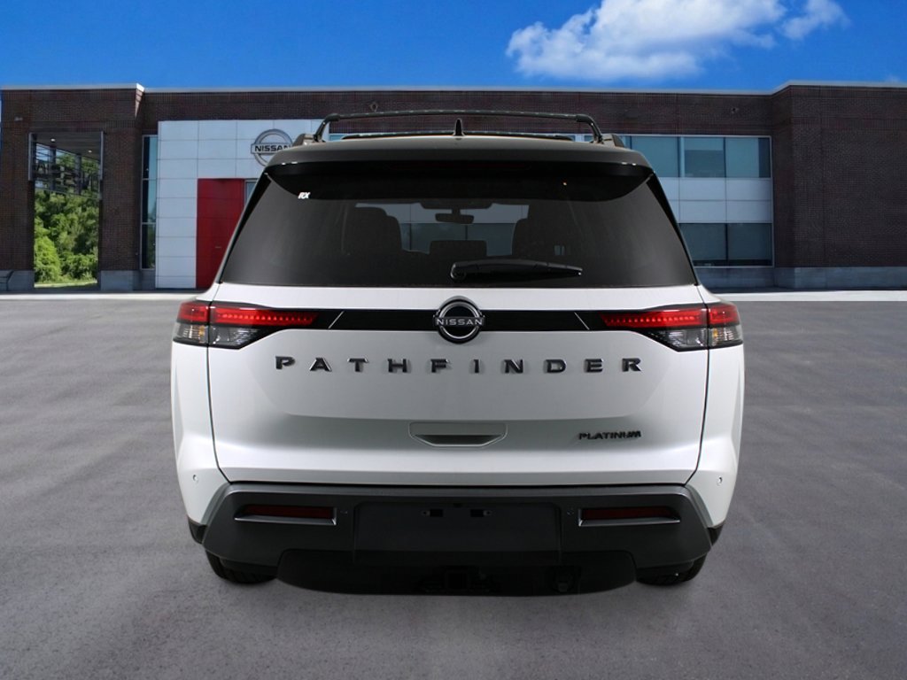 New 2026 Everest White Pearl Tricoat/Super Black Nissan Platinum image 4