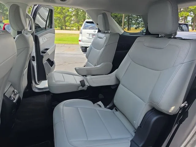 Used 2025 White Ford Active image 15