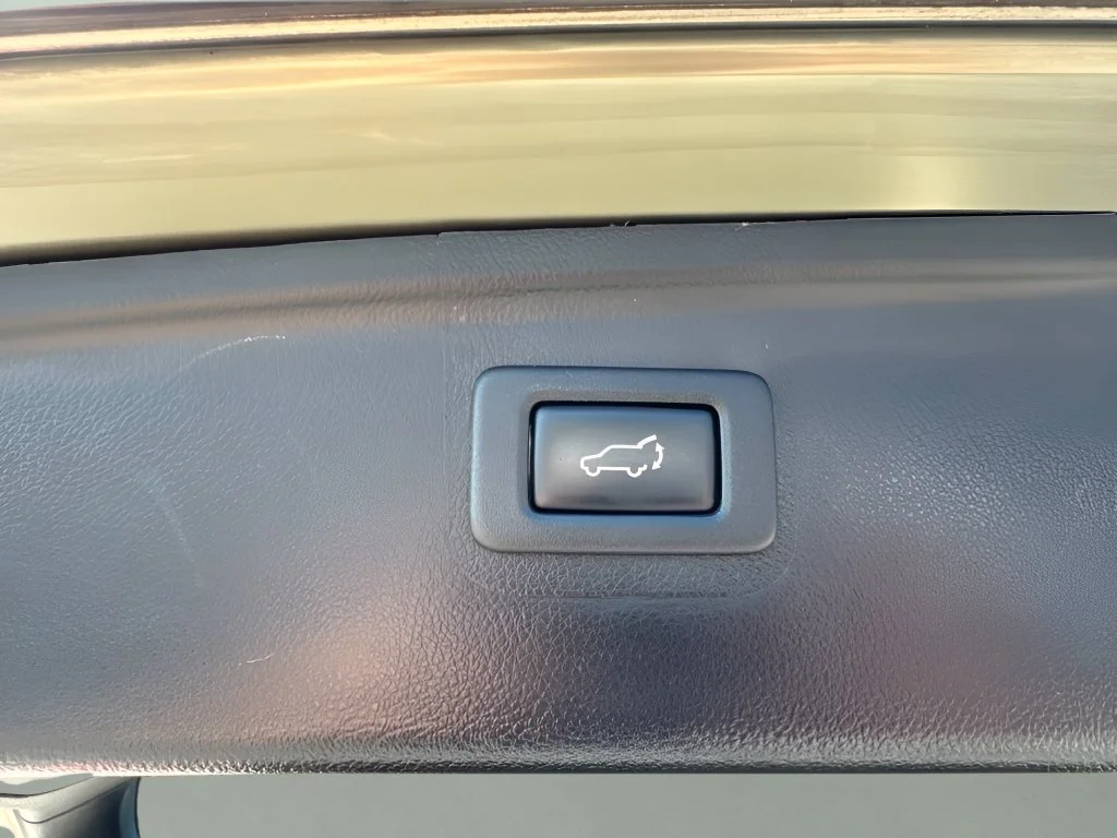 Used 2019 Green Subaru 2.5i Premium image 27