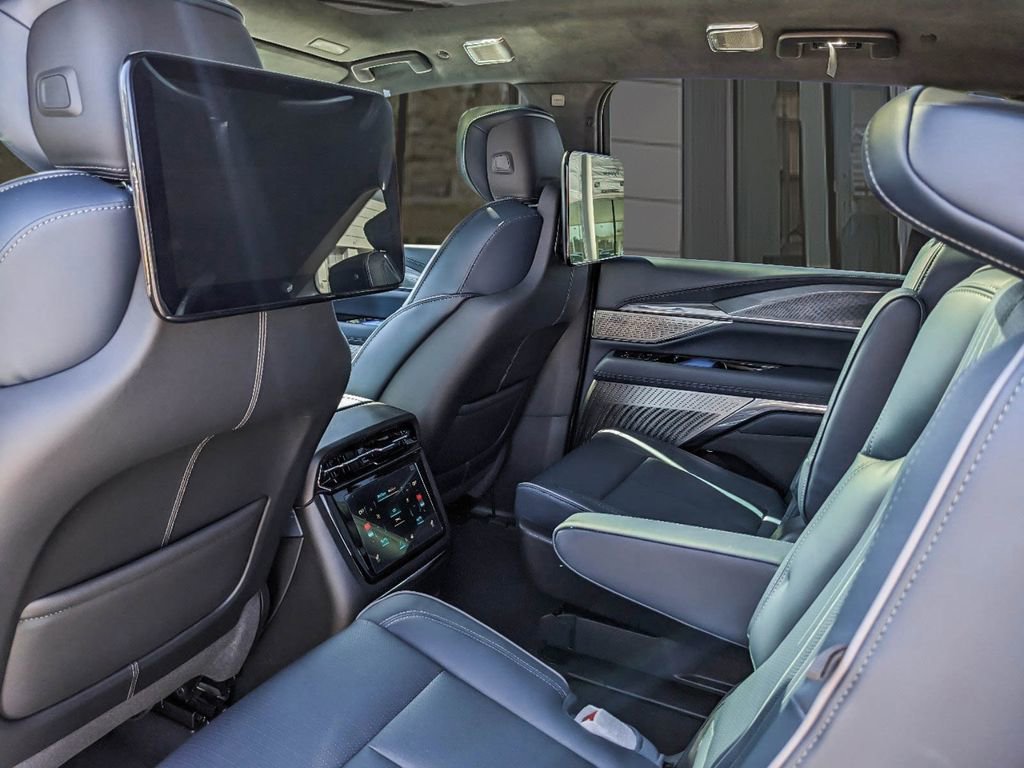 2025 Cadillac Escalade IQ Sport 2 - Photo 18