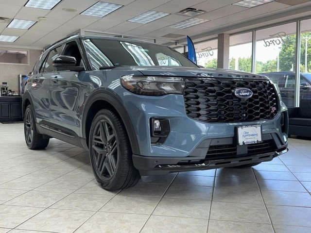 New 2026 Vapor Blue Metallic Ford ST image 2