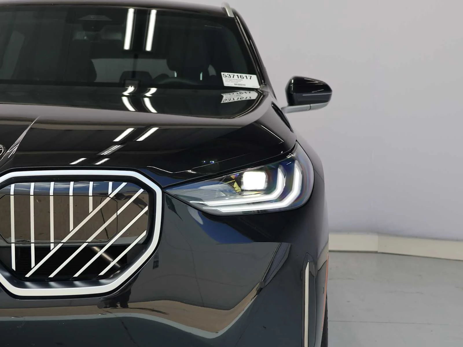 Certified Used 2025 Black Sapphire Metallic BMW 30 xDrive image 5