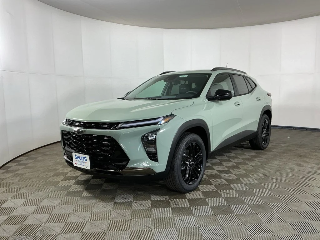New 2026 Green Chevrolet ACTIV image 3