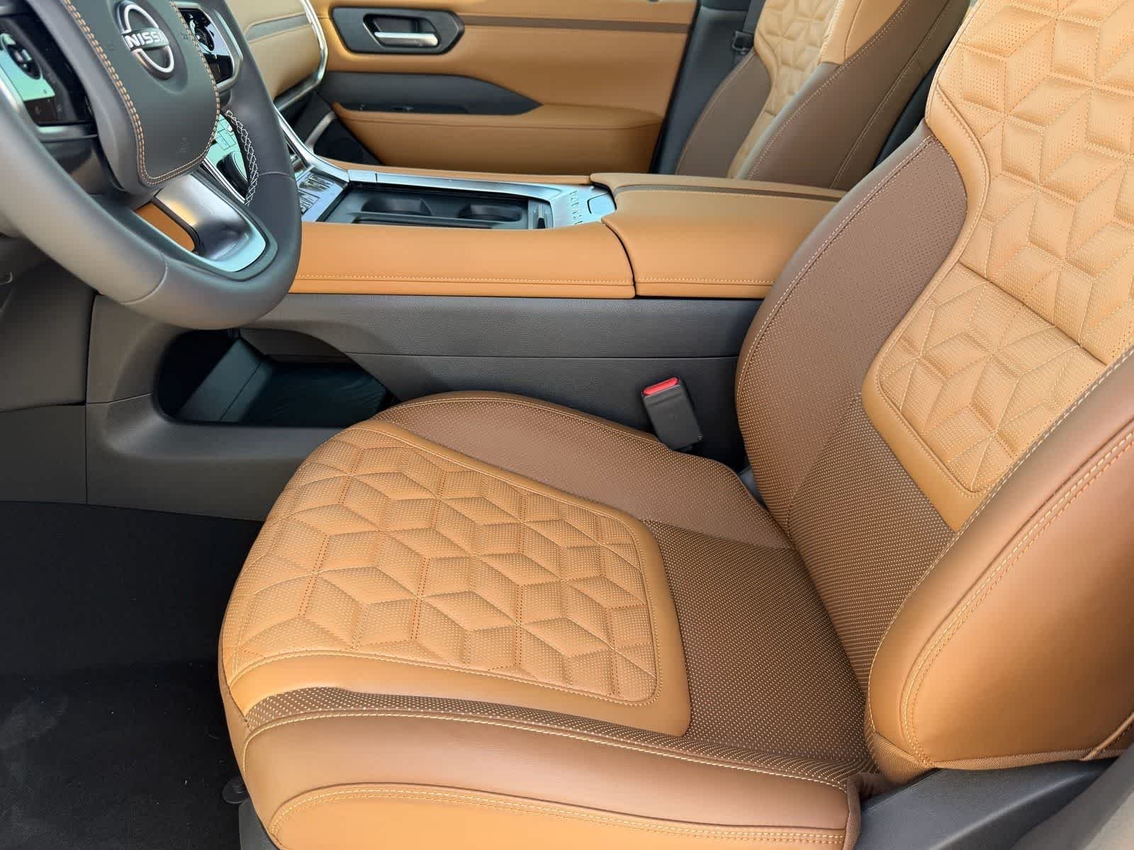 New 2026 Everest White TriCoat Nissan Platinum Reserve image 19