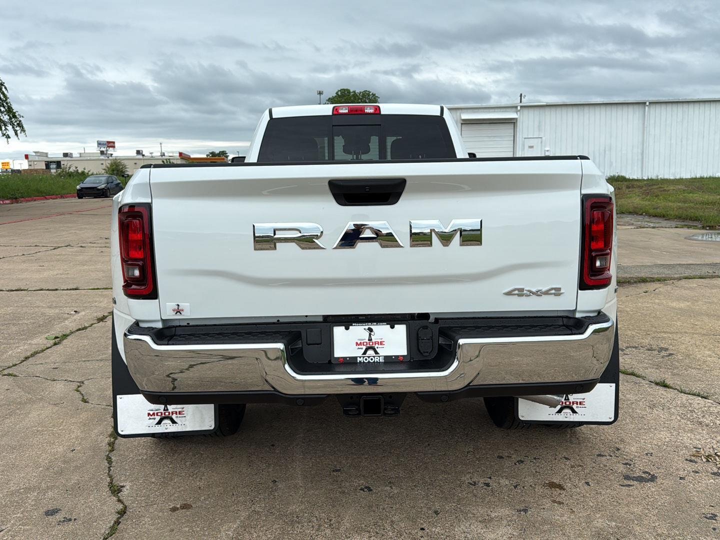New 2026 Bright White Clear-Coat Exterior Paint RAM Tradesman image 7